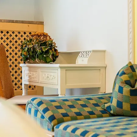 فندق لاندغاستهوف سونينهوف 3*